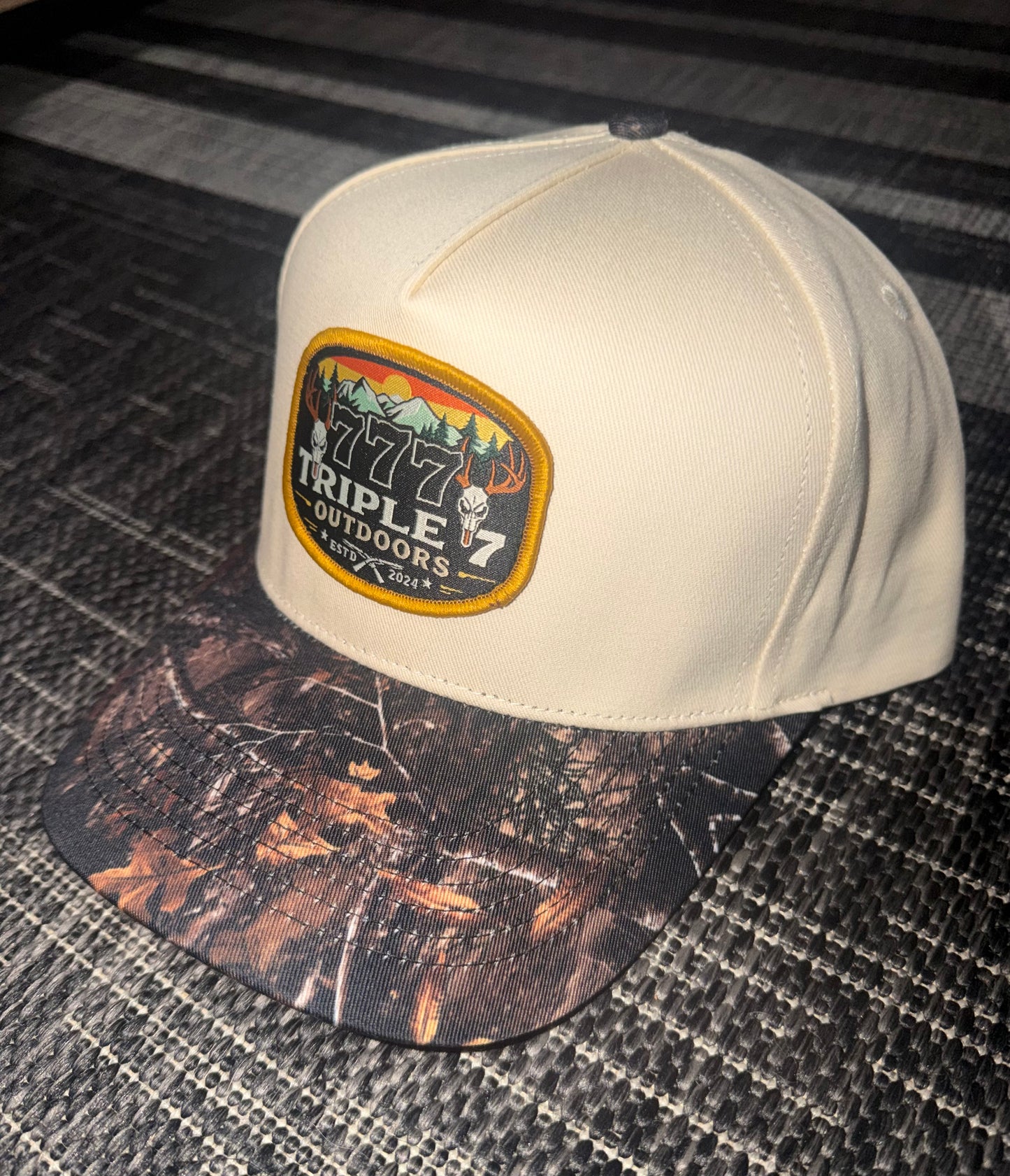 Camo Brim Triple 7 Outdoors Snapback