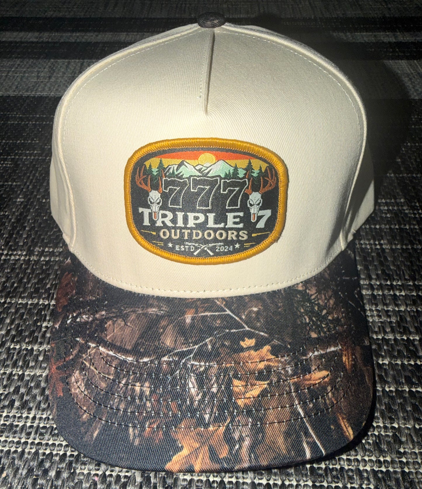 Camo Brim Triple 7 Outdoors Snapback